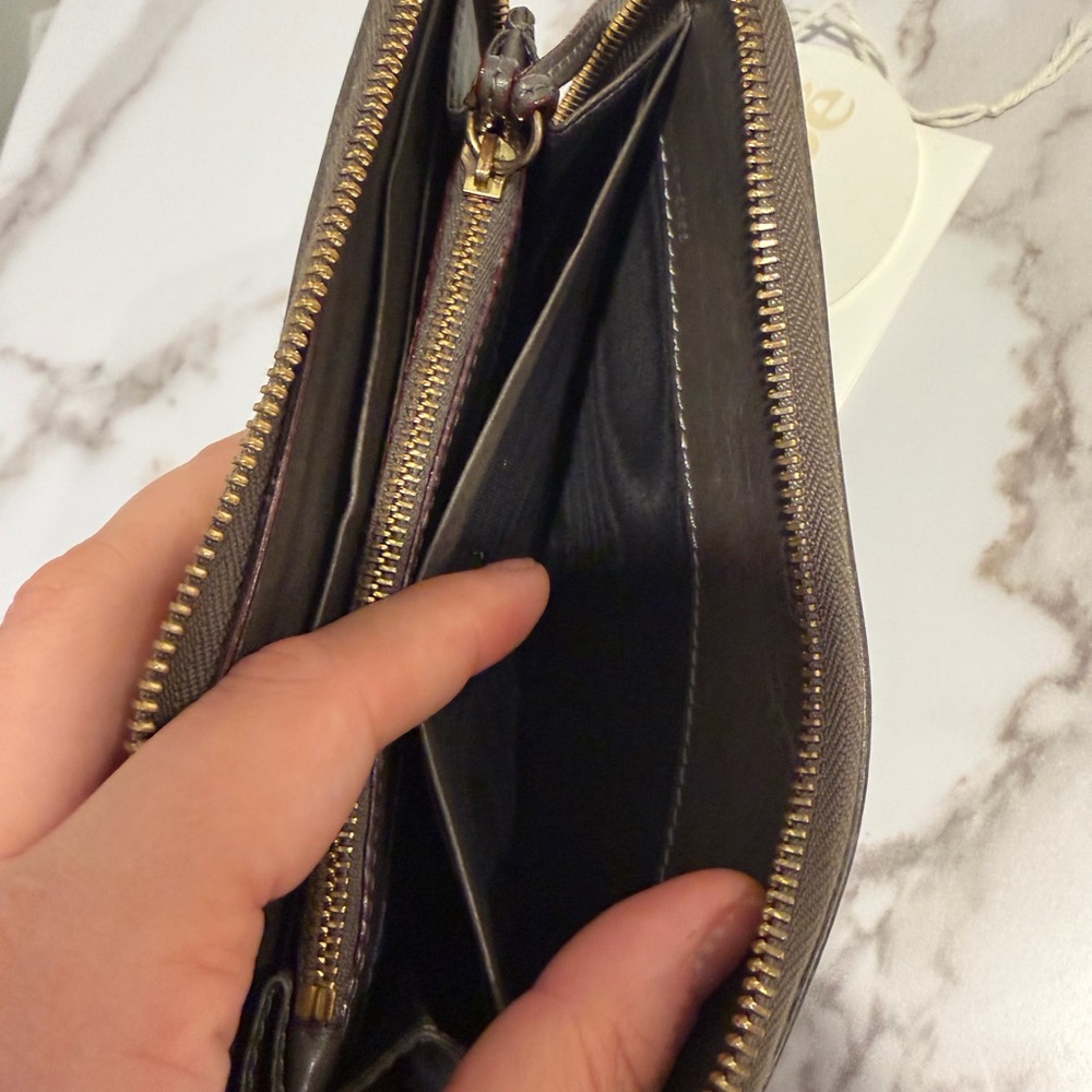 Women's Zip-Around Leather Wallet - Dark Gray - Picture 8 of 13